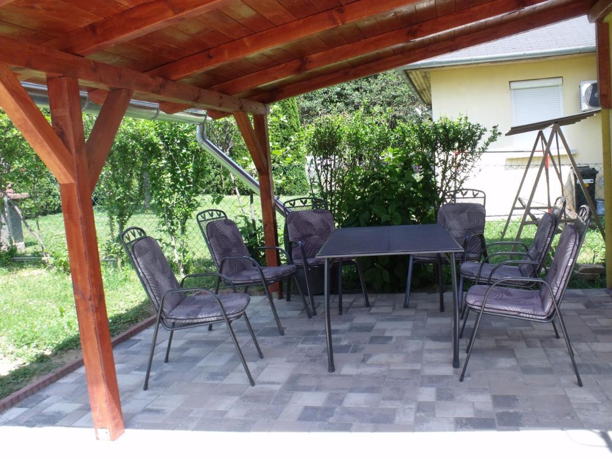 Jázmin Apartman Zalakaros Esterno foto